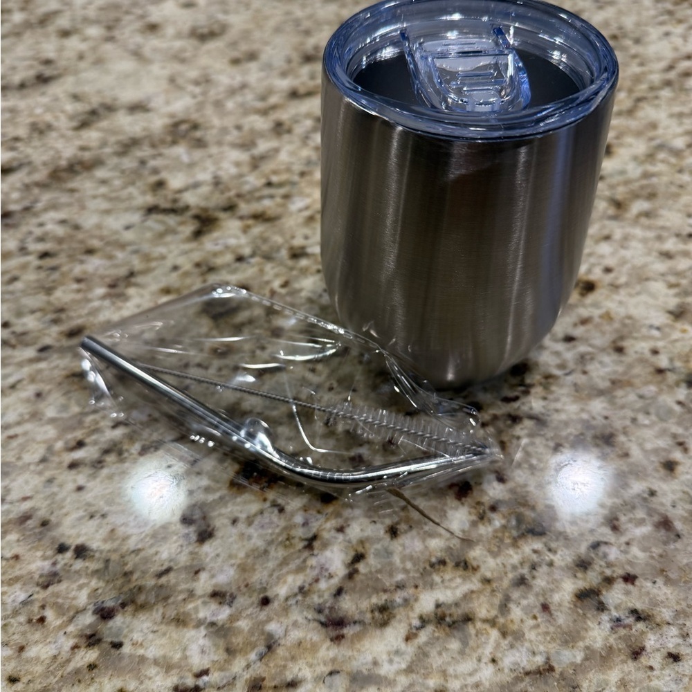 Daisy’s Findings 12oz Wine Tumbler with Straw and Brush - Picture 3 of 3